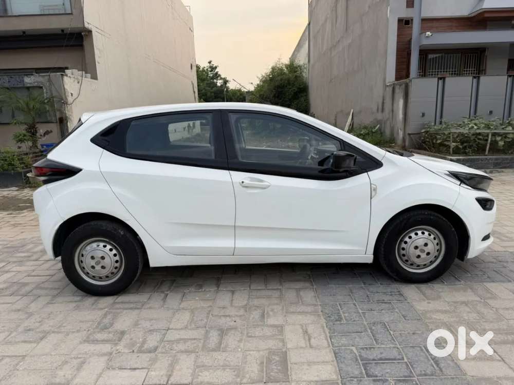 Tata Altroz 1.5 Xe Diesel, 2020, Diesel