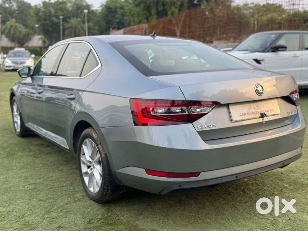 Skoda Superb 2.0 L&k Tsi At, 2019, Petrol