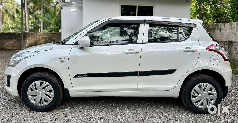 2017 Swift Lxi (o) Petrol Single Owner