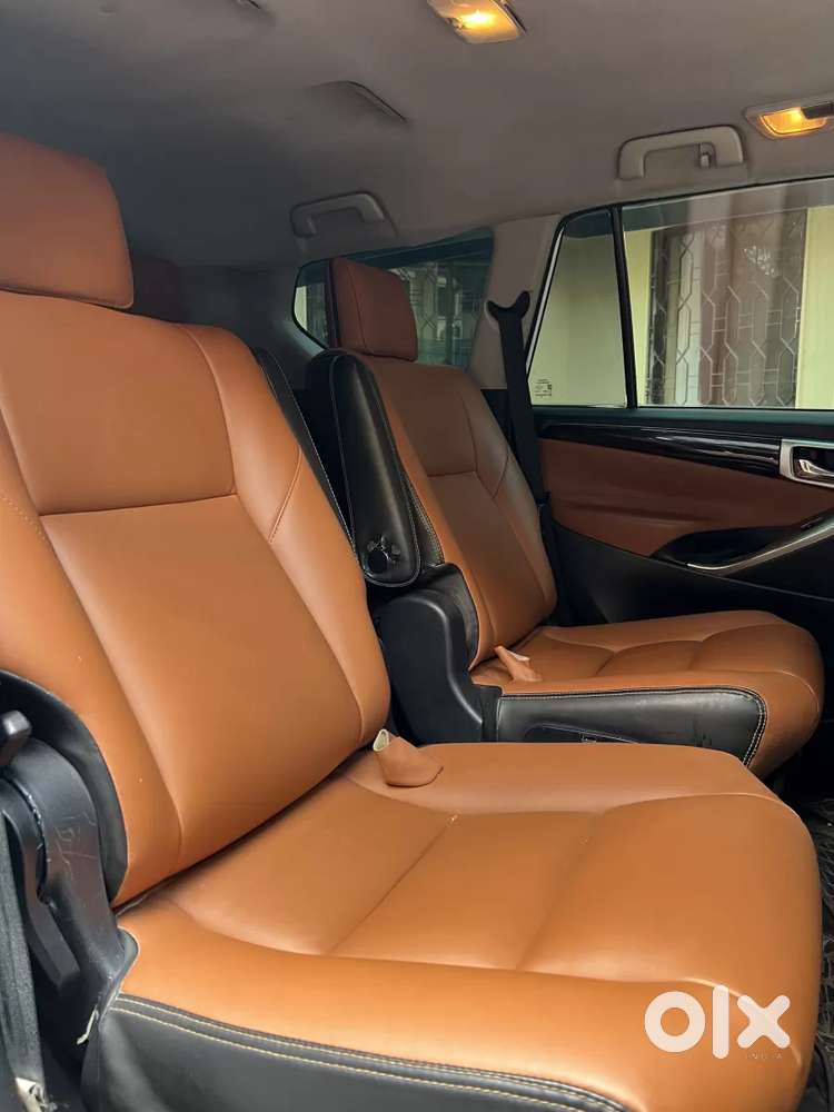 Toyota Innova Crysta 2.8 Zx At 7 Seater, 2018, Diesel