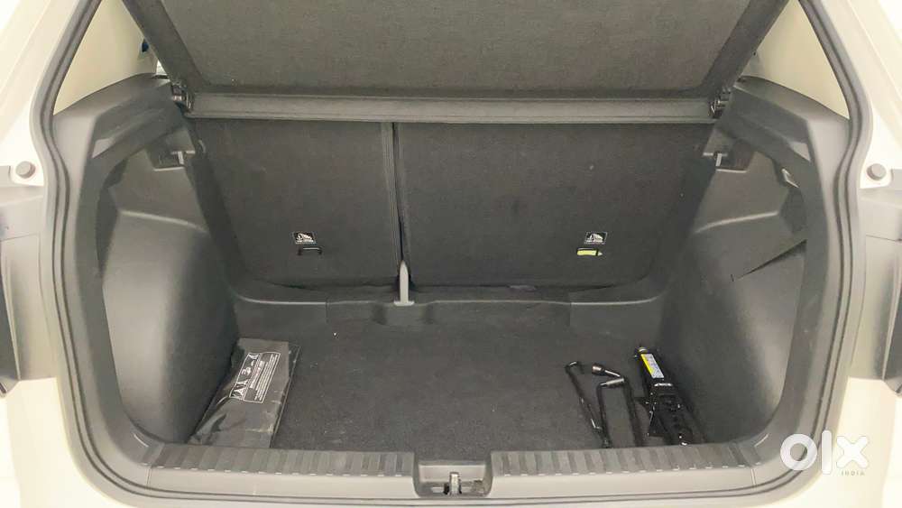 Volkswagen Taigun 1.0 Tsi Topline At, 2025, Petrol