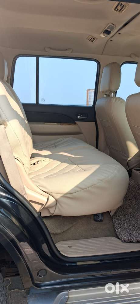 Ford Endeavour Sport Edition, 2011, Diesel