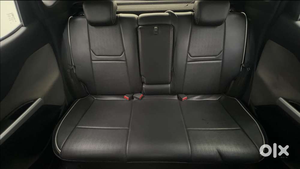 Nissan Magnite Xv Turbo, 2021, Petrol