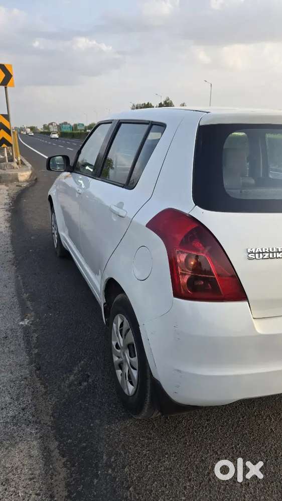 Swift Vxi Ags Maruti 2010