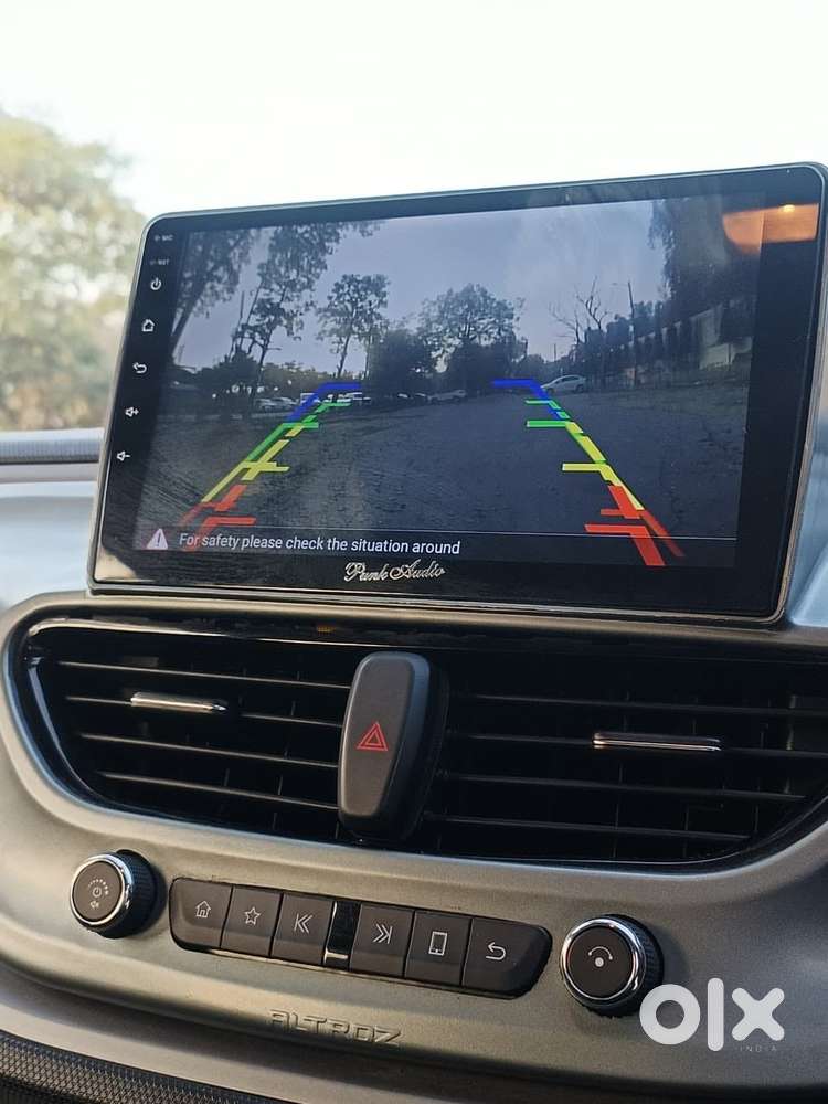 Tata Altroz 1.2 Xe, 2021, Petrol