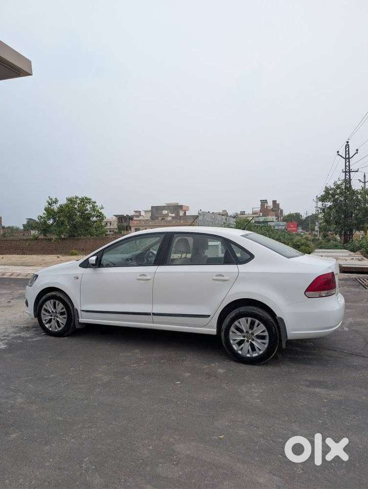 Volkswagen Vento Diesel Highline, 2015, Diesel
