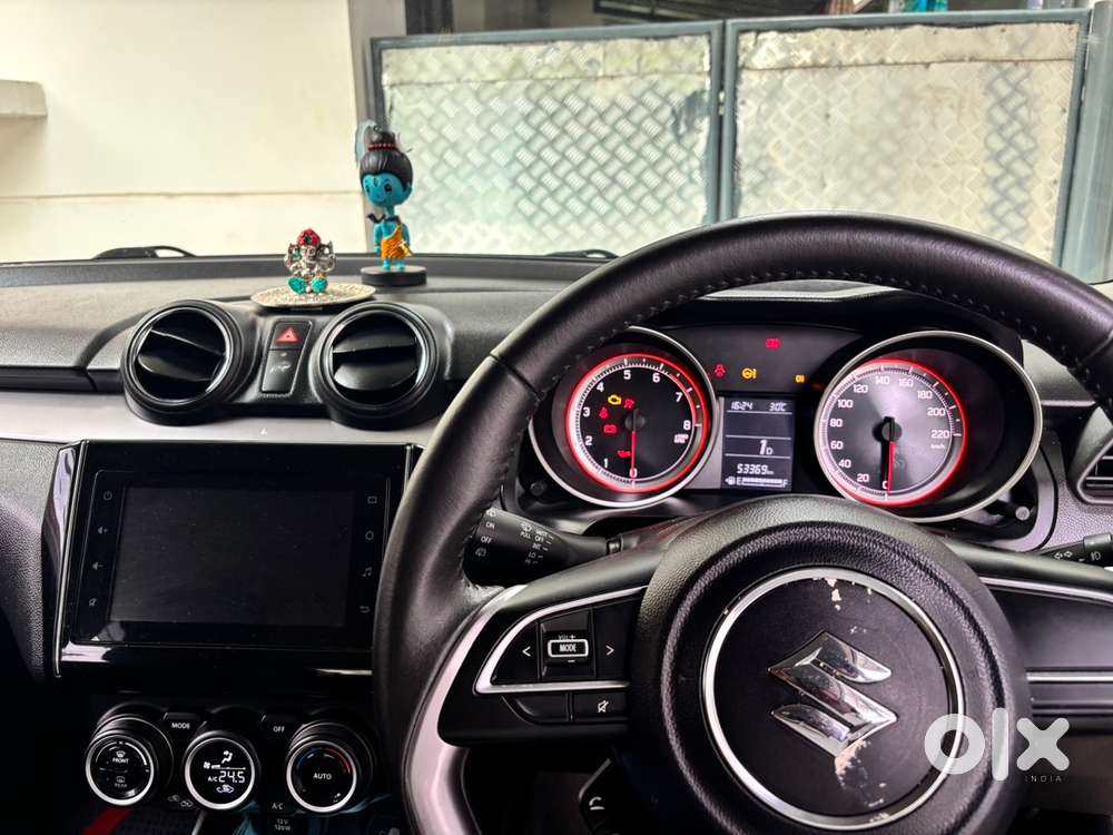 Maruti Swift Petrol 2024