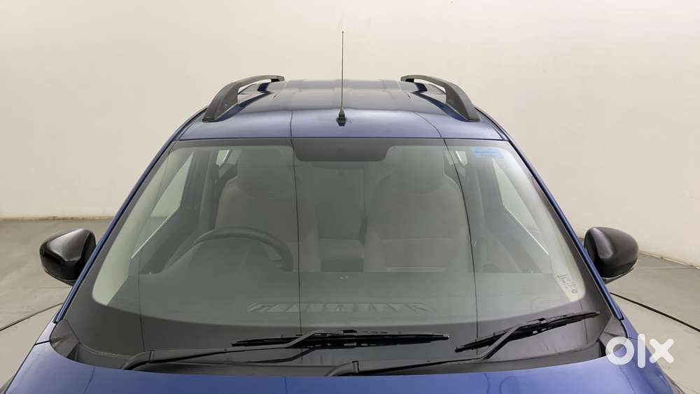 Renault Triber Rxz, 2022, Petrol