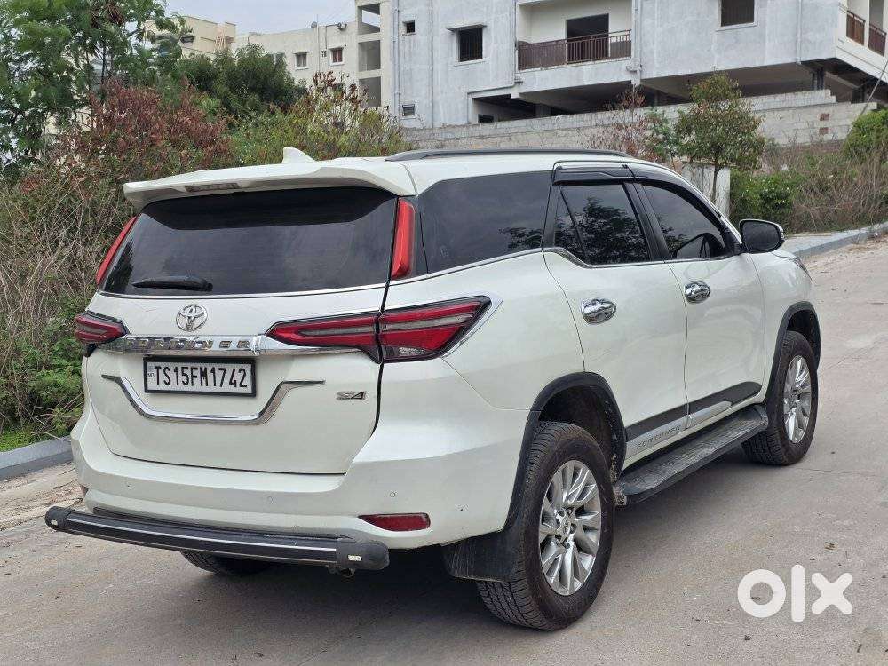 Toyota Fortuner 3.0 4x4 Manual, 2022, Diesel