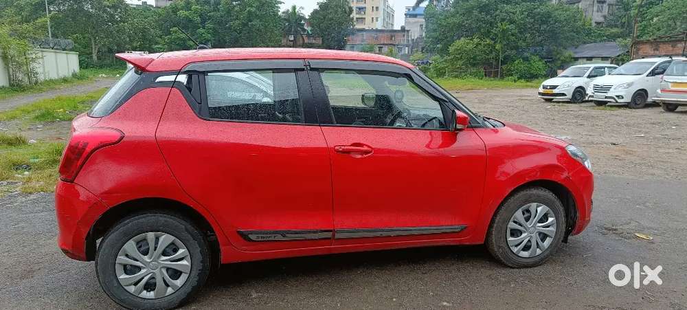 Maruti Suzuki Swift 2024 Petrol 75000 Km Driven