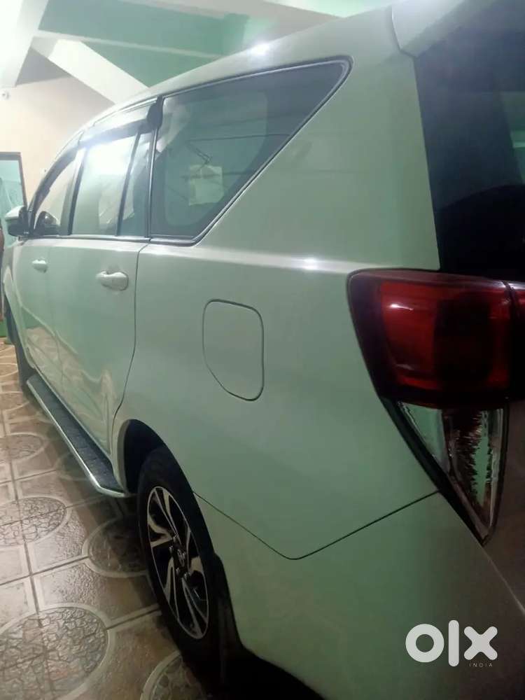 Toyota Innova Crysta 2022