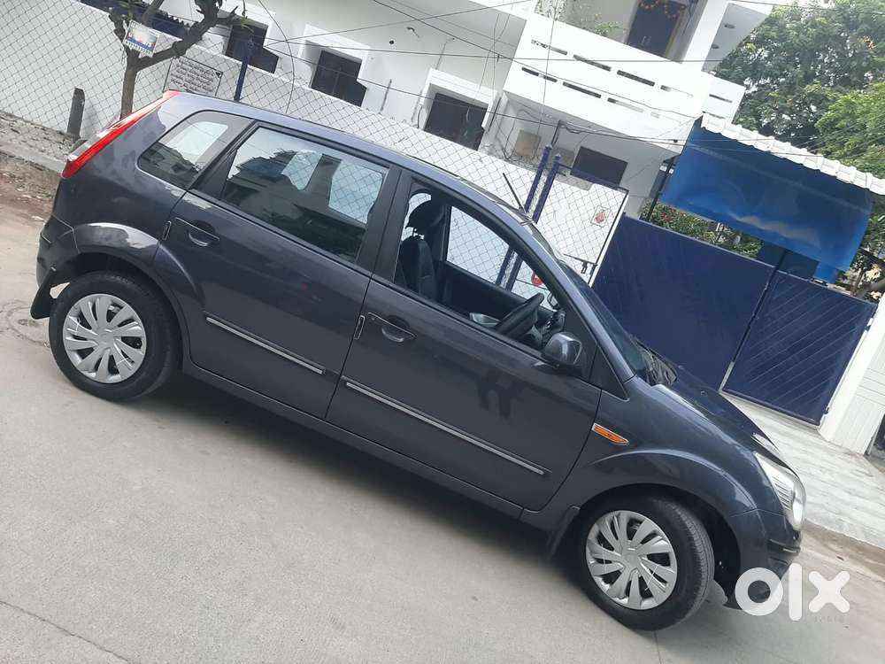 Ford Figo Petrol Zxi, 2013, Petrol