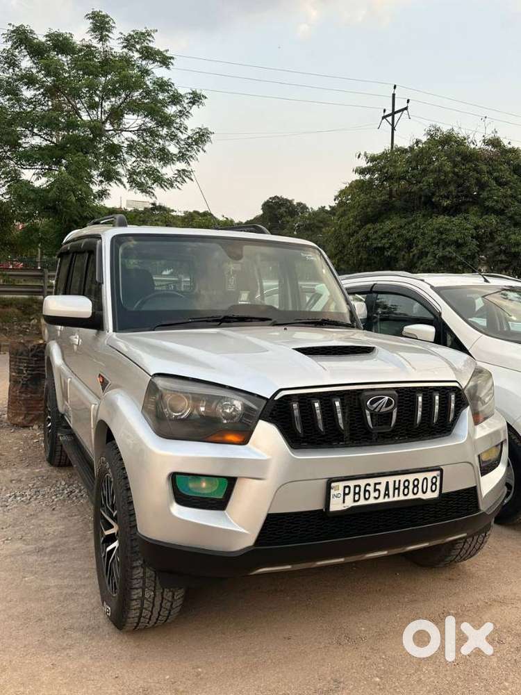 Mahindra Scorpio Intelli Hybrid S10, 2016, Diesel