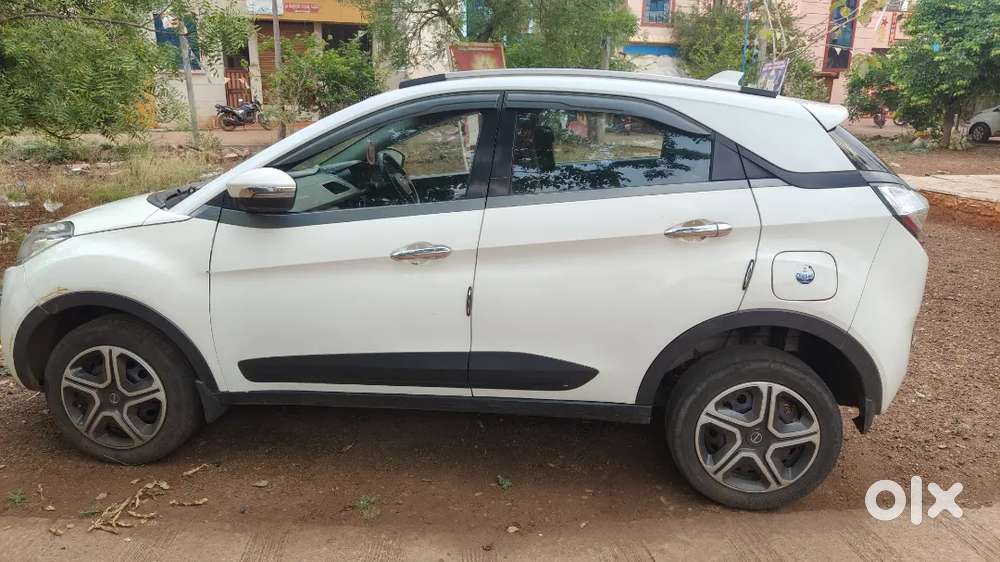 Tata Nexon 1.5 Revotorq Xt 2018 Diesel