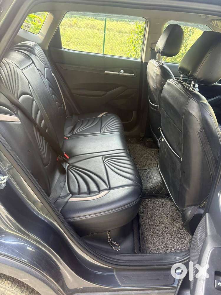 Kia Seltos 2023 Petrol 19500 Km Driven