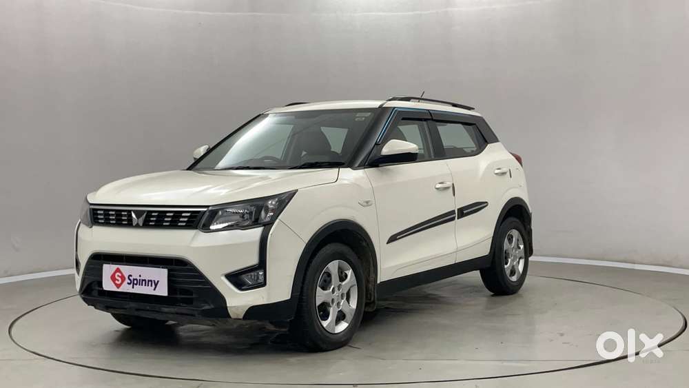 Mahindra Xuv300 W6, 2023, Petrol