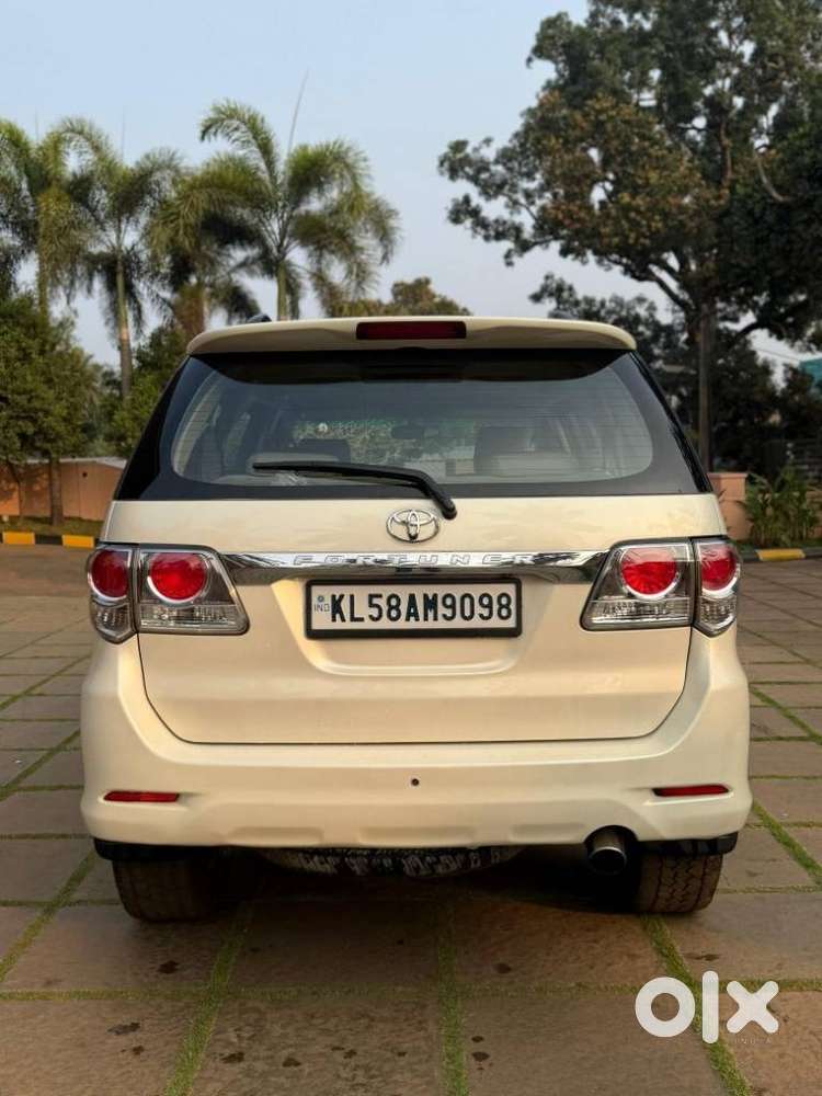 Toyota Fortuner 2011-2016 4x2 Manual, 2014, Diesel