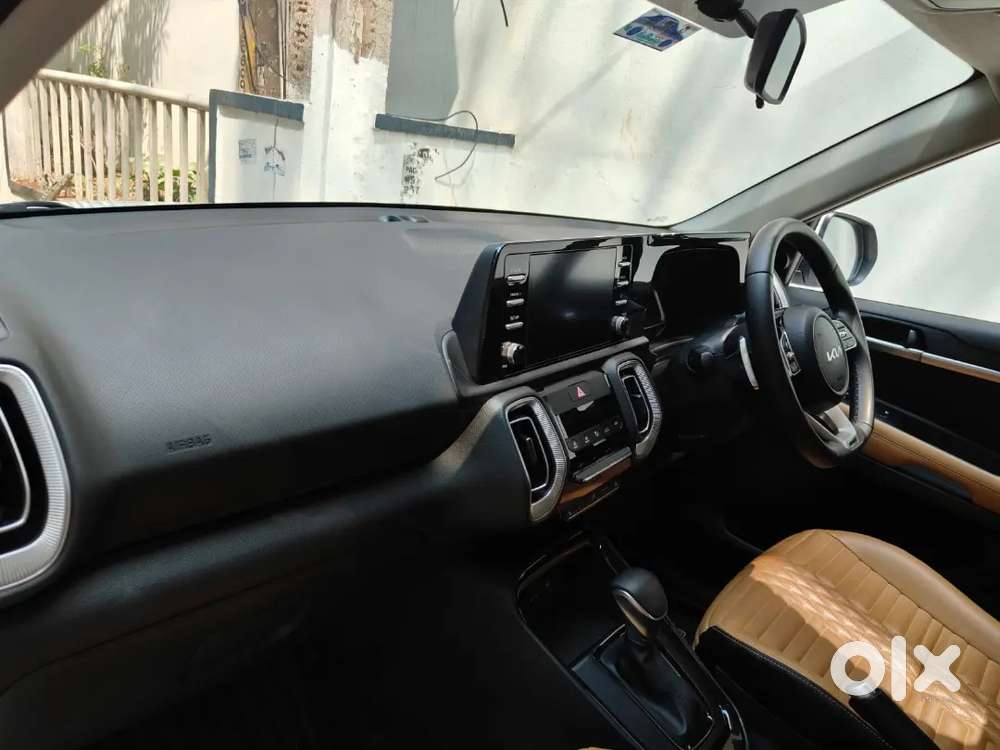 Kia Sonet 1.0 Dct 2024 28000 Km Driven
