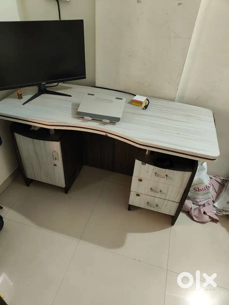 Study work desk table