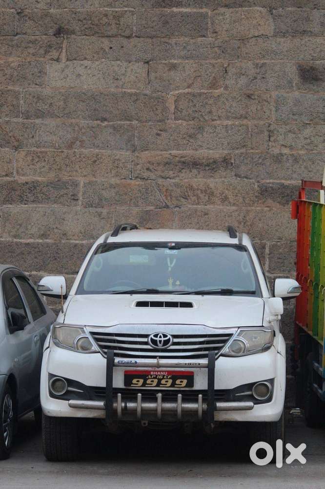 Fortuner Car Number -9999