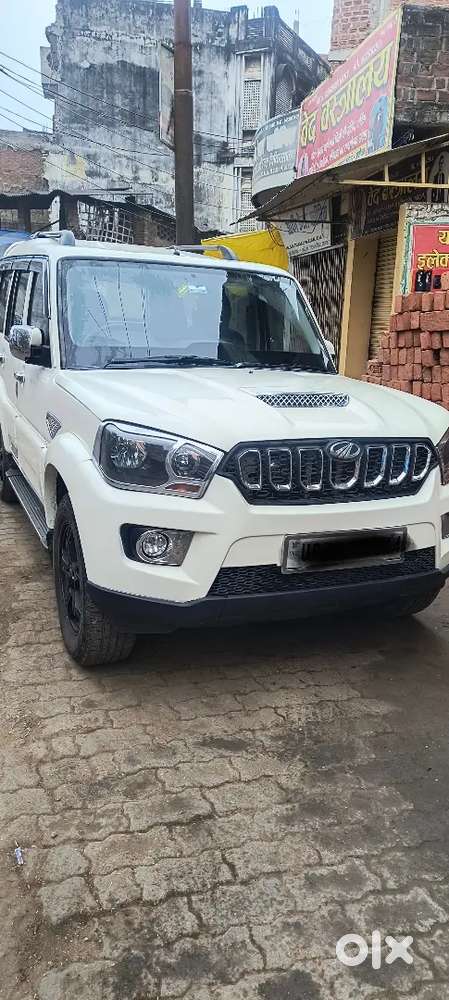 Mahindra Scorpio 2017 Diesel 135000 Km Driven