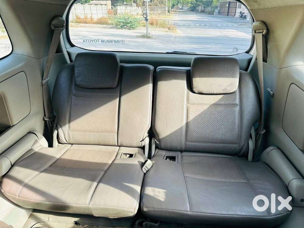 Toyota Innova 2.5 Vx 8 Str, 2013, Diesel