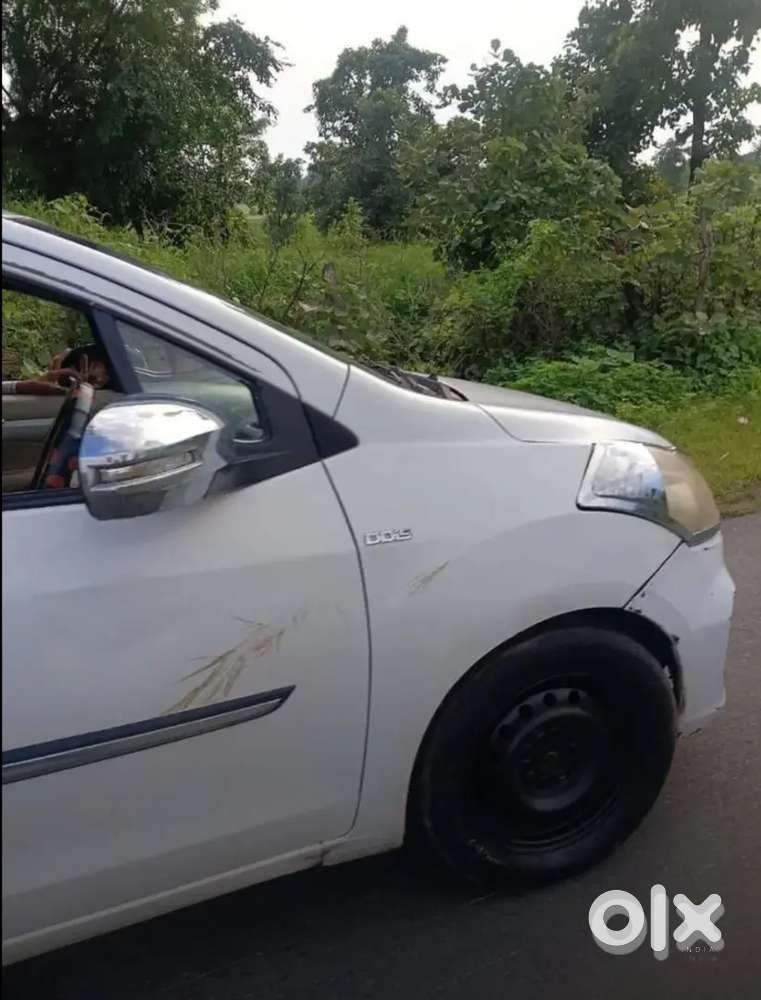 Maruti Suzuki Ertiga 2017 Diesel Manual 2nd Owner