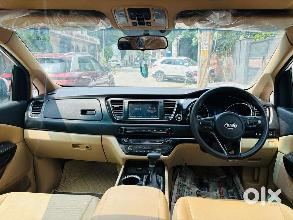 Kia Carnival Prestige, 2023, Diesel