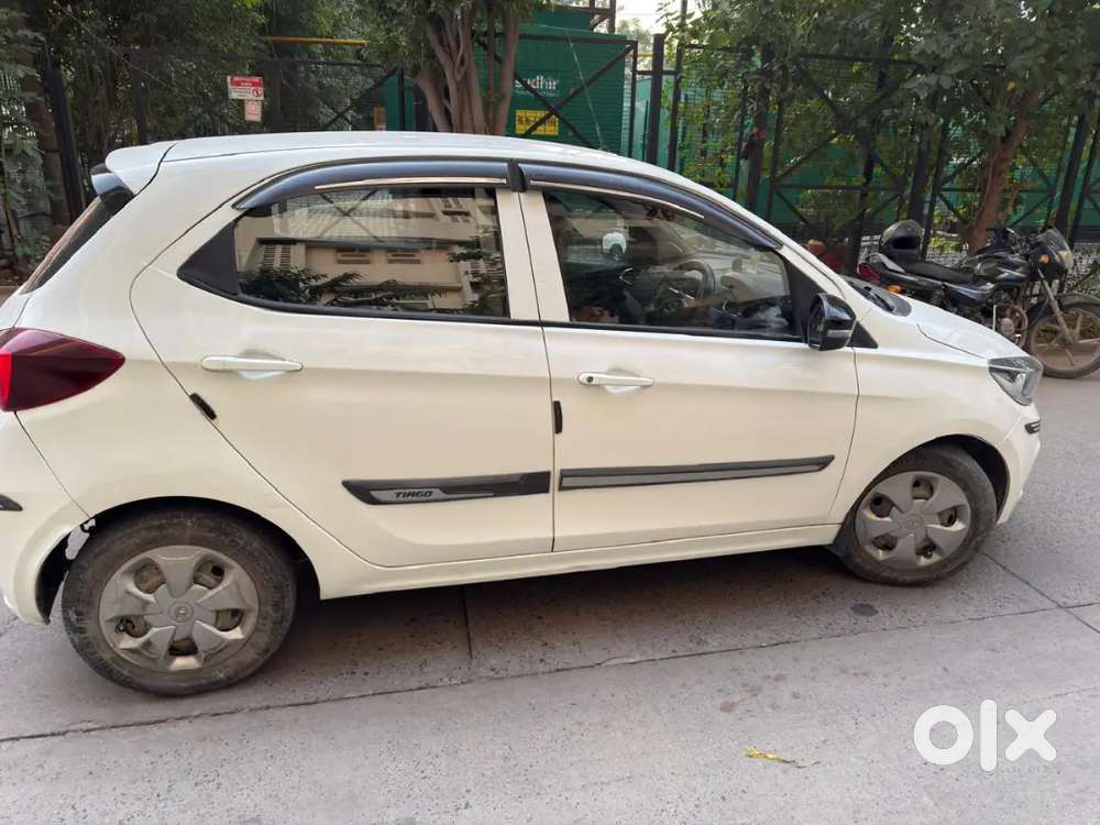 Tata Tiago 1.2 Revotron 2022 Bs 6