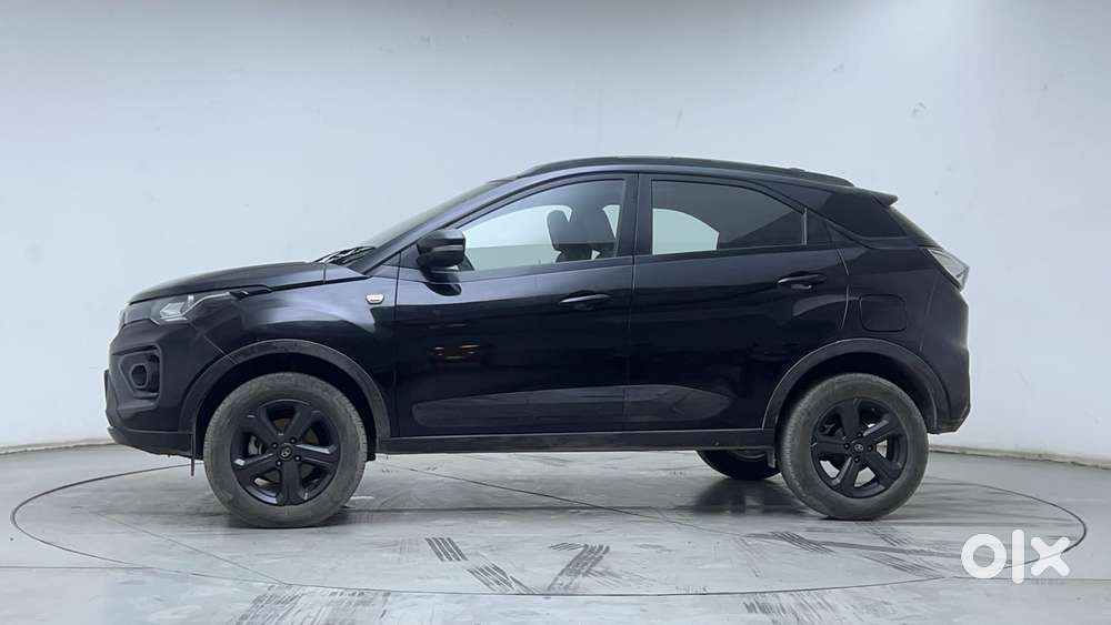 Tata Nexon 1.2 Revotron Xza Plus Luxs Red Dark Edition Amt, 2023, Pe..