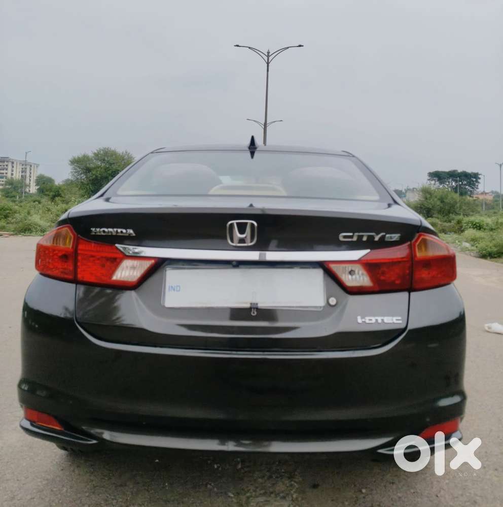 Honda City V Mt, 2015, Diesel