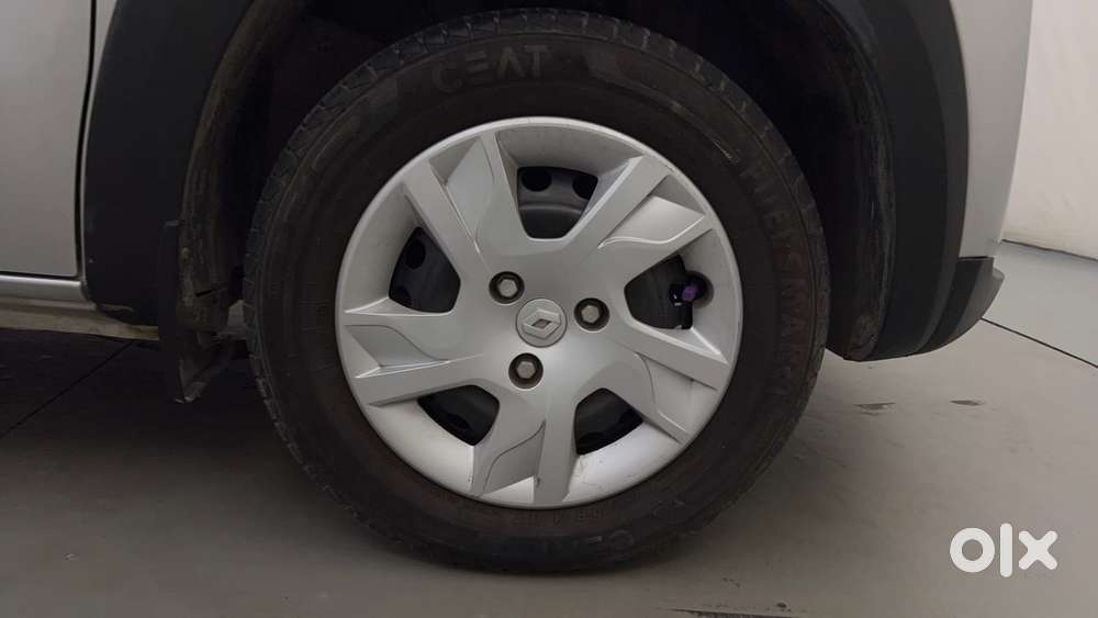 Renault Kwid 1.0 Rxt Amt, 2024, Petrol