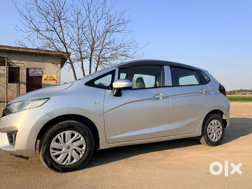 Honda Jazz 2016 Petrol Well Maintained