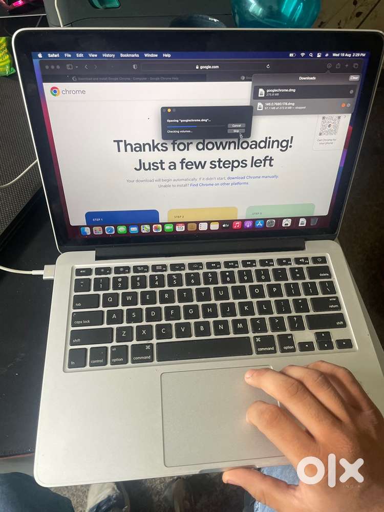 MacBook Pro i5 256gb 8gb ram