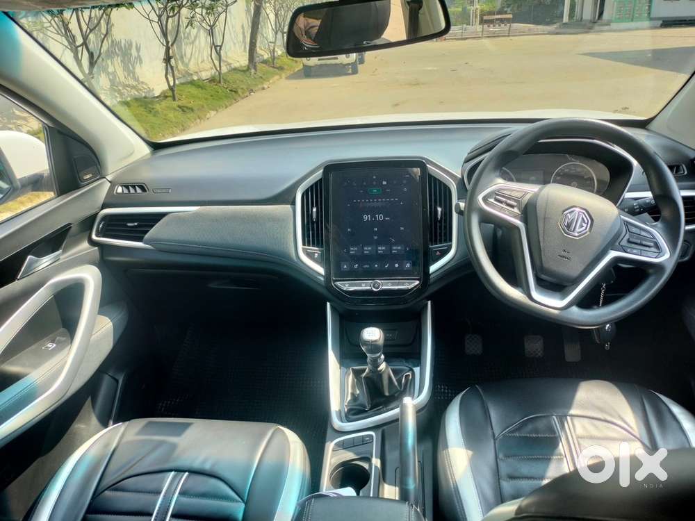 Mg Petrol Car 2020, Km Driven 117000