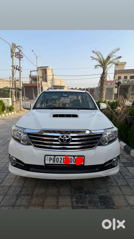 Toyota Fortuner Diesel 2015 December Automatic 4/2 Diesel