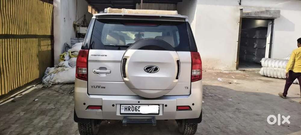 Mahindra Tuv 300 2016 Diesel 80000 Km Driven