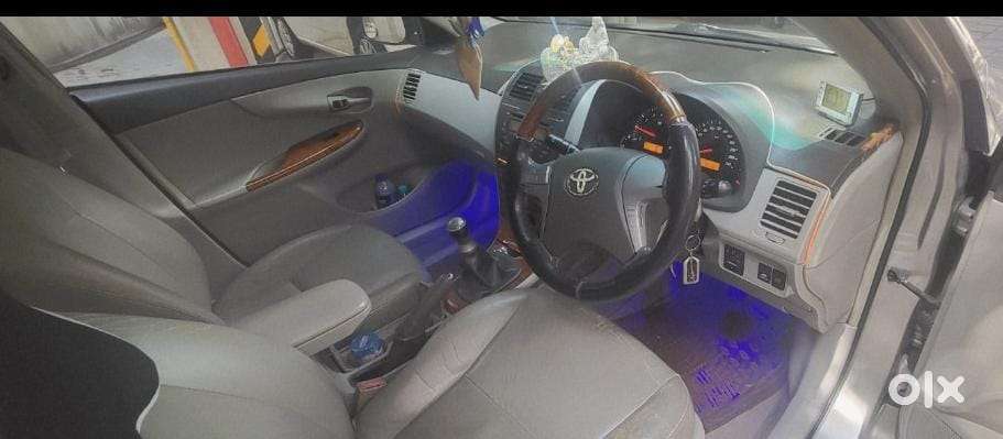 Toyota Corolla Altis G, 2011, Petrol