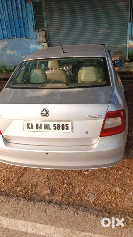 Skoda Rapid 2012 Diesel 160000 Km Driven