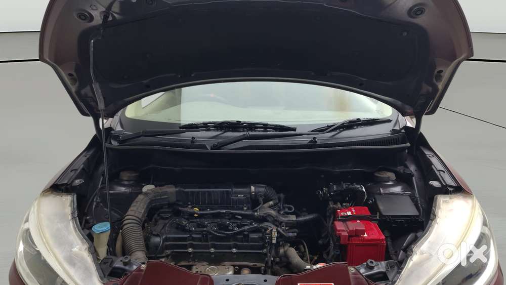 Maruti Suzuki Ertiga 1.4 Zxi At, 2021, Petrol