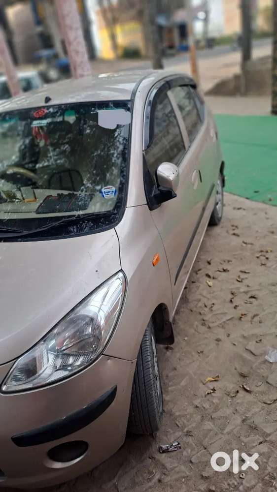 Hyundai I10 2030 Petrol Well Maintained  लेने वाले ही मैसेज करें