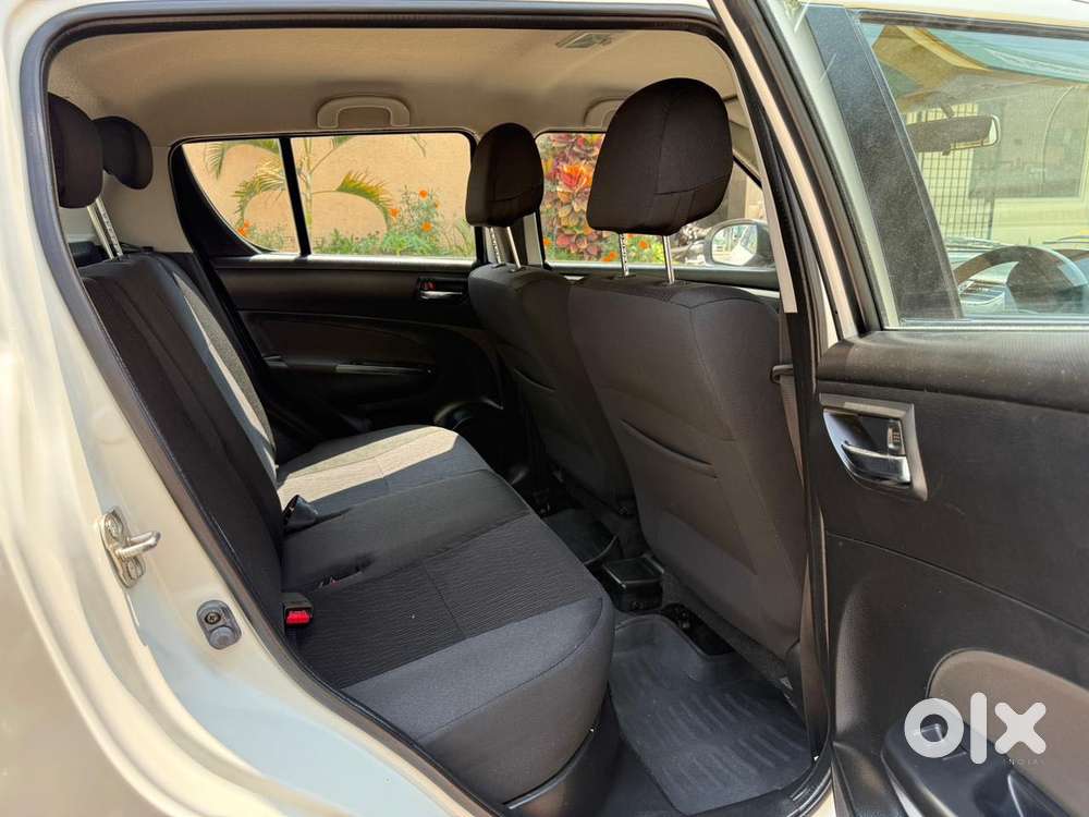 Maruti Suzuki Swift Vxi, 2016, Petrol