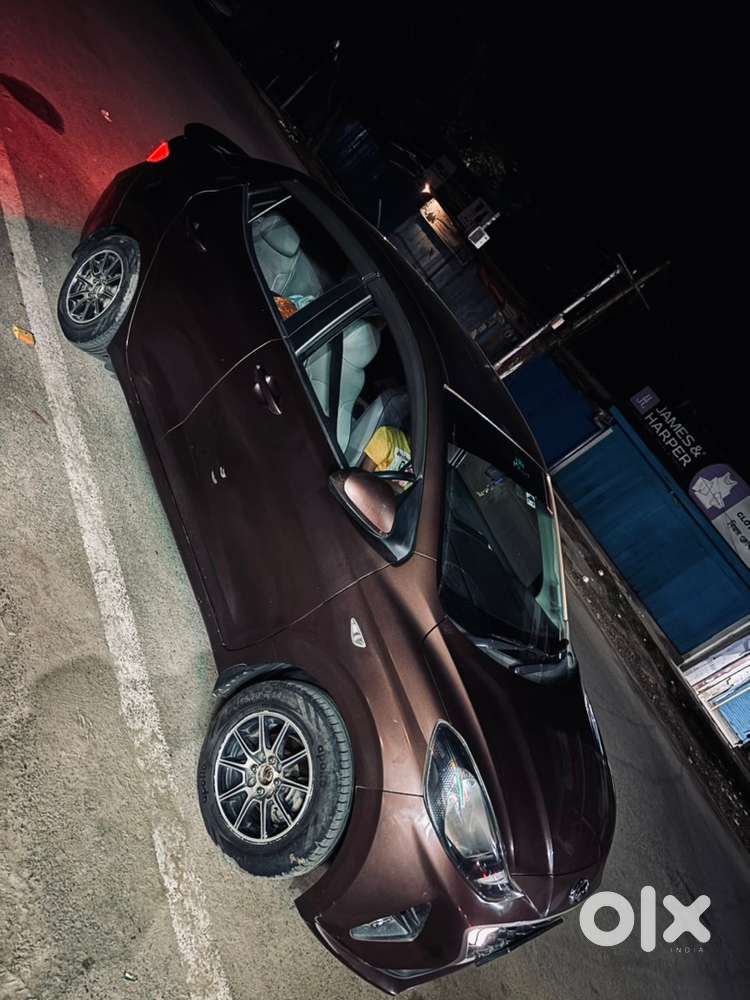 Hyundai Aura 2021 Km Driven