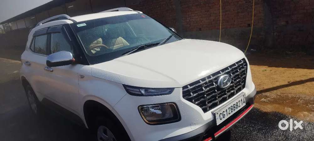 Hyundai Venue 2020 Petrol 45000 Km Driven