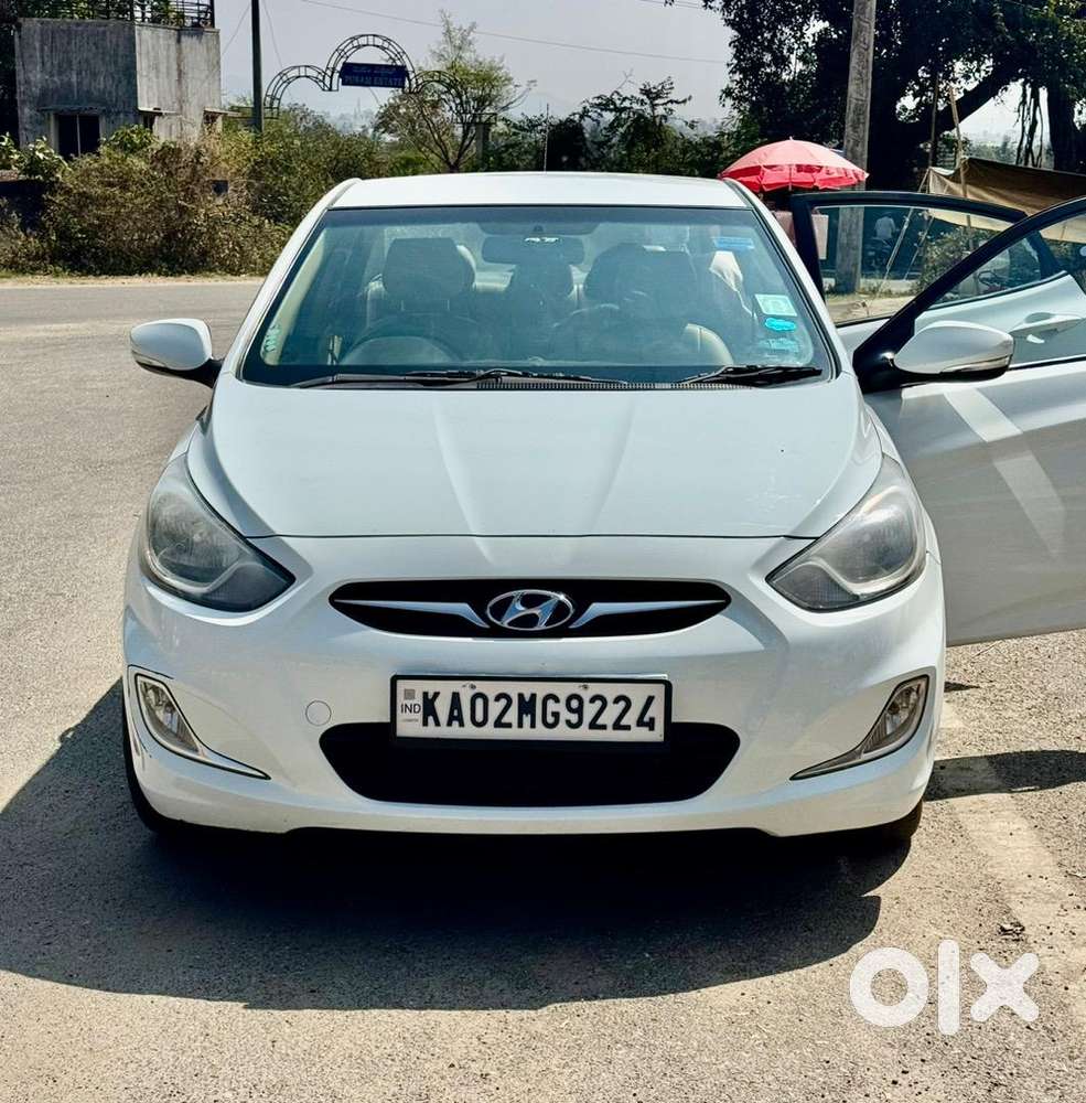 Hyundai Fluidic Verna 2012 Petrol Well Maintained