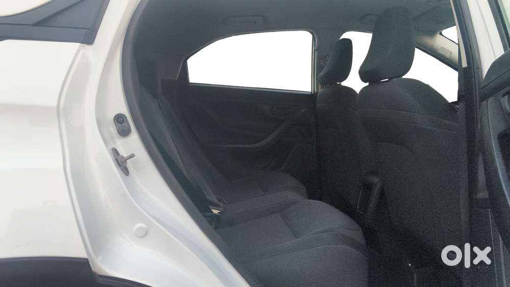 Tata Nexon Smart Plus S 1.2 Revotron Petrol 5 Mt, 2024, Petrol