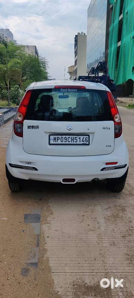 Maruti Suzuki Ritz Vxi Abs, 2011, Petrol