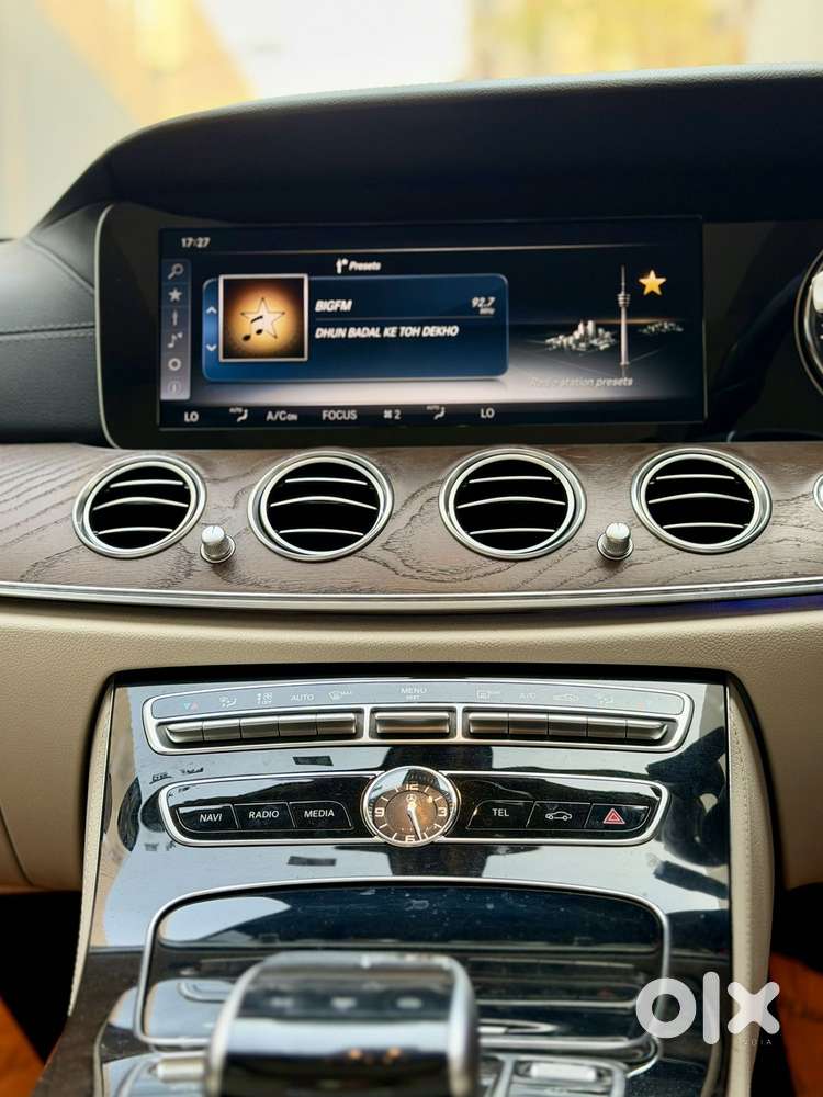 Mercedes-benz E-class E200 Lwb, 2017, Petrol