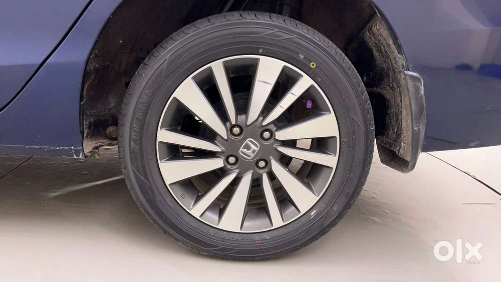 Honda City 1.5 V Mt, 2023, Petrol