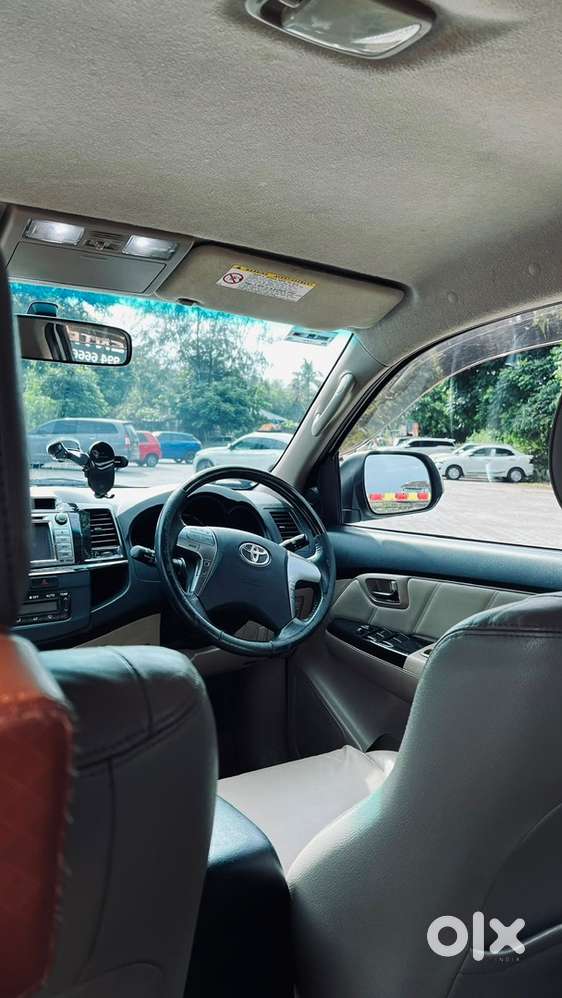 Toyota Fortuner 2014